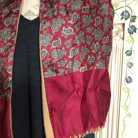 VINTSGE CHRISTIAN DIOR RED PAISLEY/TAN FABRIC LONG SCARF - Picture 11 of 16